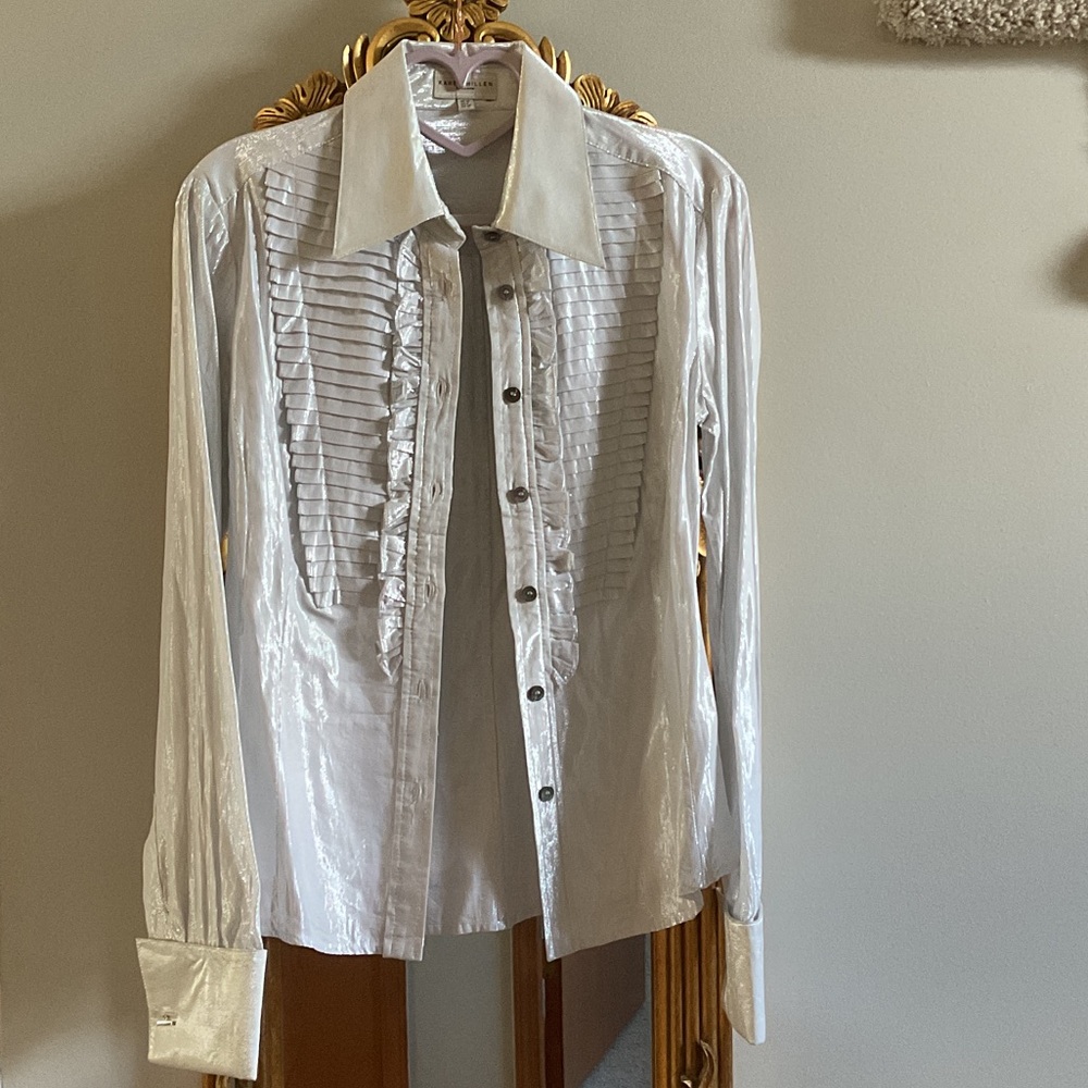 Karen Millen Shimmering Silver Light Gray Ruffled Dress Shirt sz 6